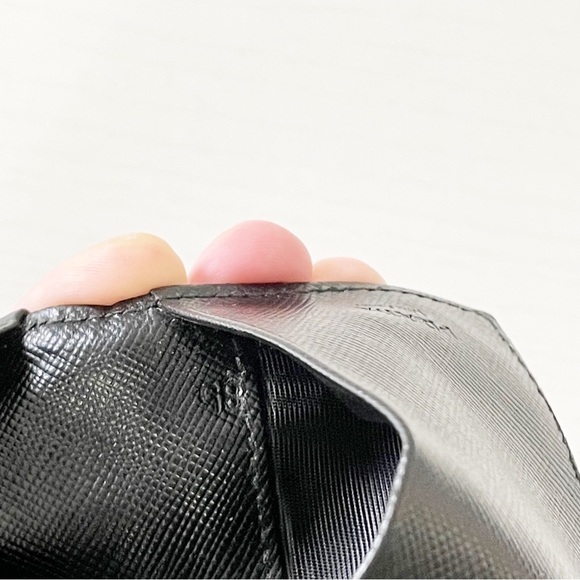 Prada black Tessuto nylon triangle logo saffiano leather key case - Picture 10 of 11